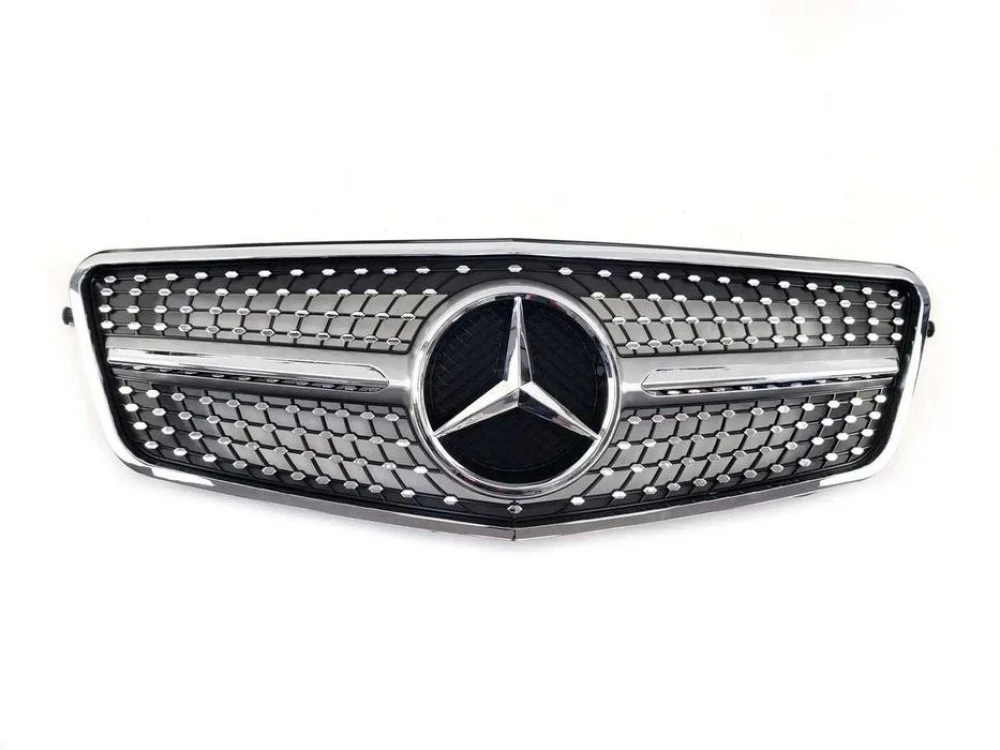 Решетка радиатора mercedes  E W212 2009-2013год Diamond Silver