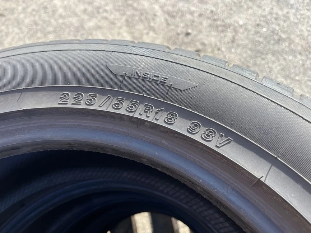 225/55 r18 Yokohama W*Drive Резина зимняя