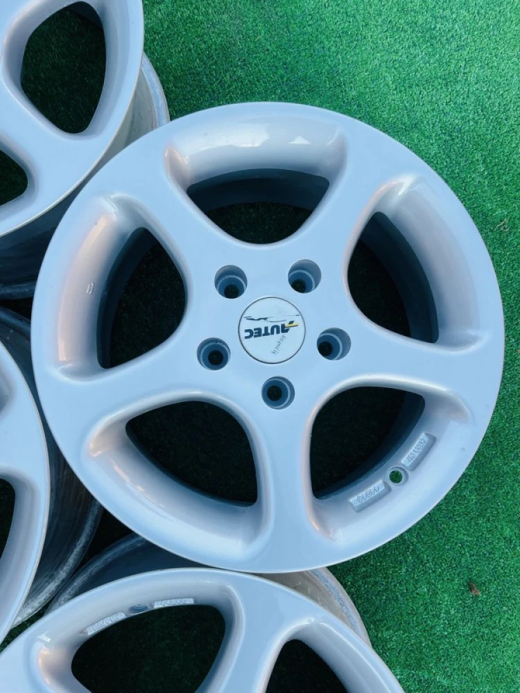 Диски 5/114.3 R15 Autec Germany