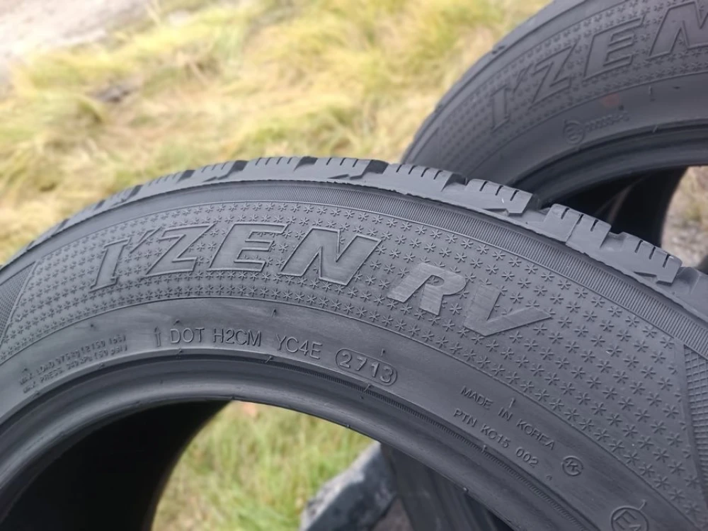 Зимові шини Kumho 235/60 R18 резина Р18