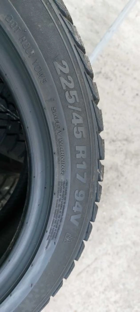 Резина зима НОВА Kumho 225/45 R17 Wintercraft WP71 made in Korea