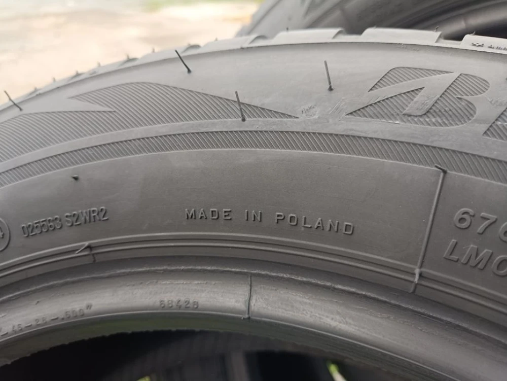 Зимові шини Bridgestone 205/60 R16 резина Р16