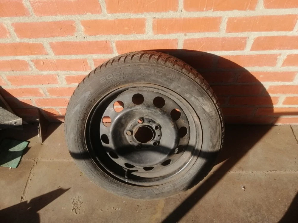 Запаска BMW 5x120 R16 7Jx16H2 ET31