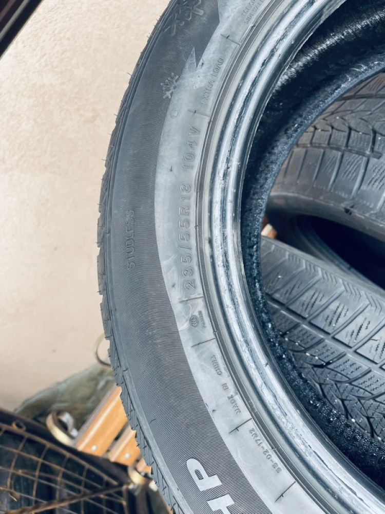 Шини 235/55 R18 Tristar