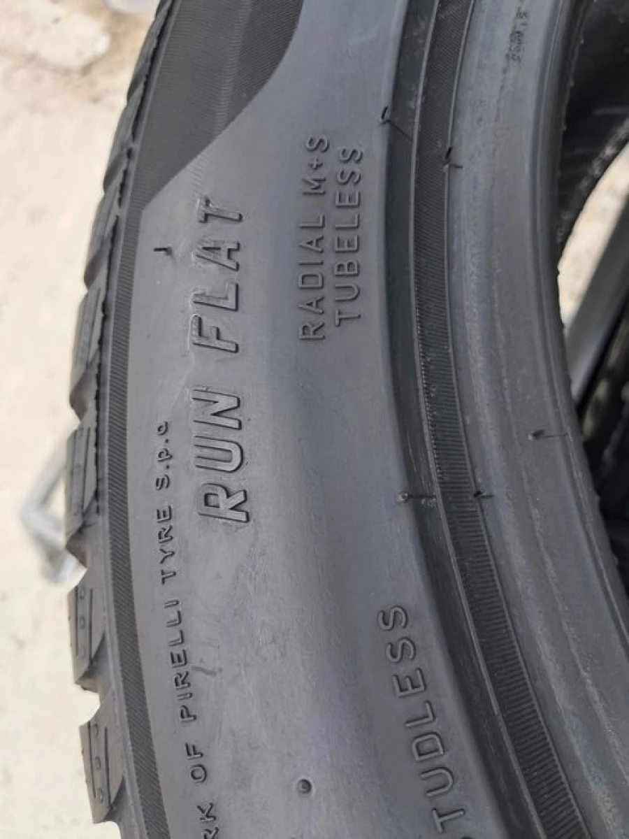 Резина зима 85% протектор Pirelli 225/50 R18 Sottozero 3 RFT