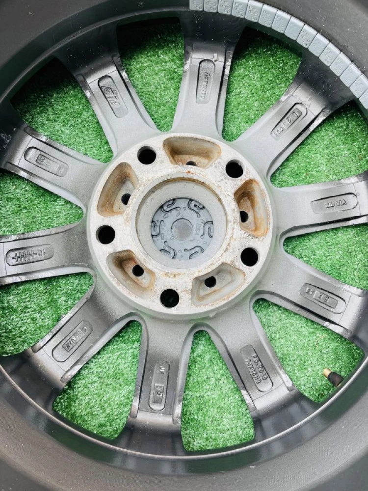 Диски 5/120 R16 BMW T5 Vivaro Germany