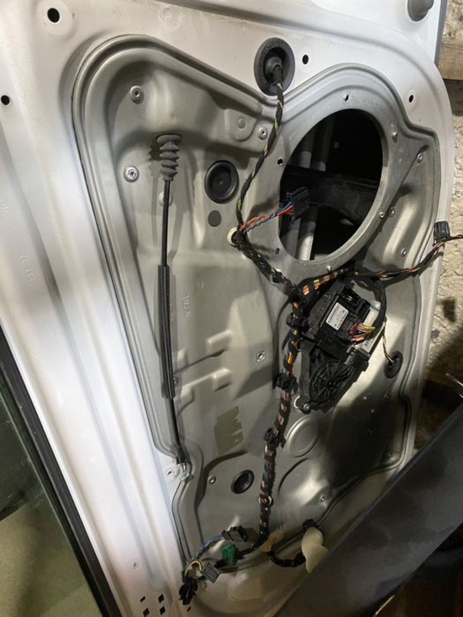 Стекло Підйомник склопідйомник Skoda Superb2 Oktavia A5 Golf 5 6