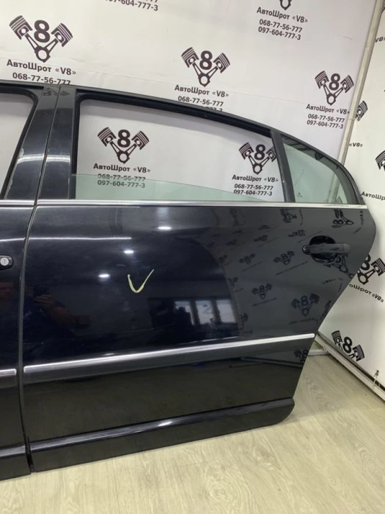 Двері Skoda Superb 1 дверка Шкода Суперб 1