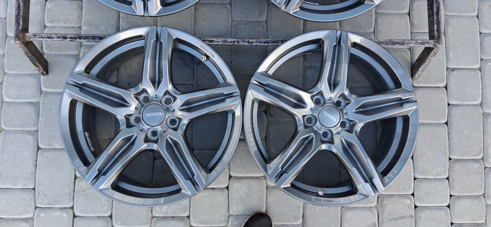 Диски Toyota (Brock) R17 5x100 7J ET45 Avensis Matrix Lexus CT