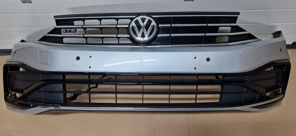 Бампер передний Volkswagen Passat B8 R-line GTE Alltrack