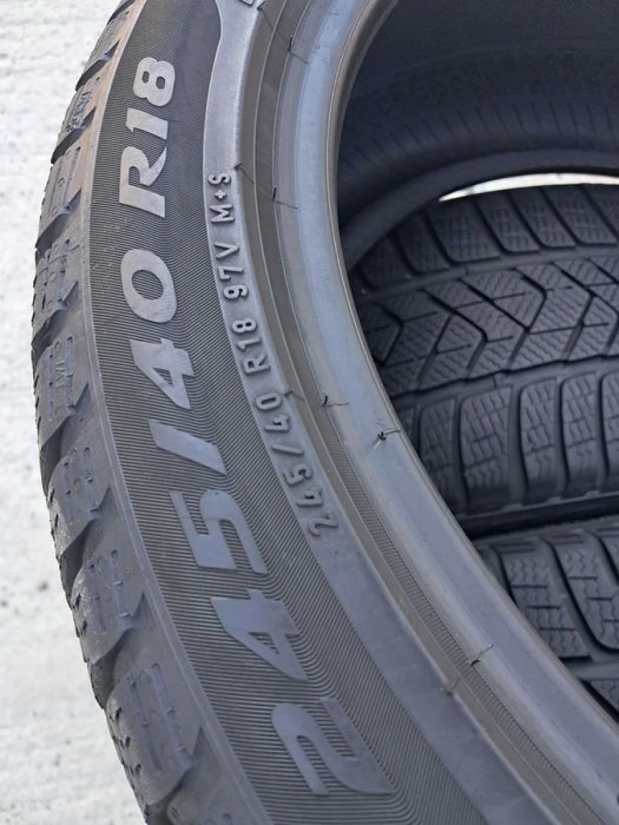 Резина зима 90% протектор Pirelli 245/40 R18 Sottozero 3 97V XL