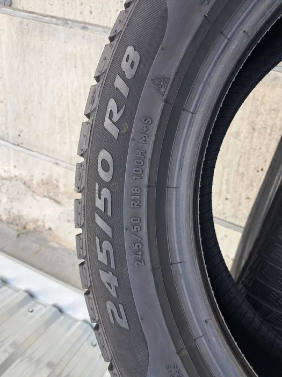Резина зима 80% протектор Pirelli 245/50 R18 Sottozero 3 DOT22
