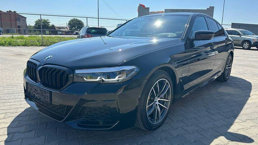 Решетка радиатора BMW G30 LCI тюнинг ноздри стиль M5 (Тайвань)