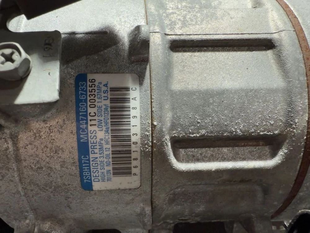 Компрессор кондиционера jeep cherokee kl 3.2