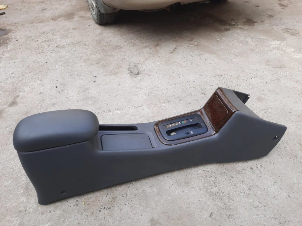 Консоль Подлокотник Daewoo Leganza