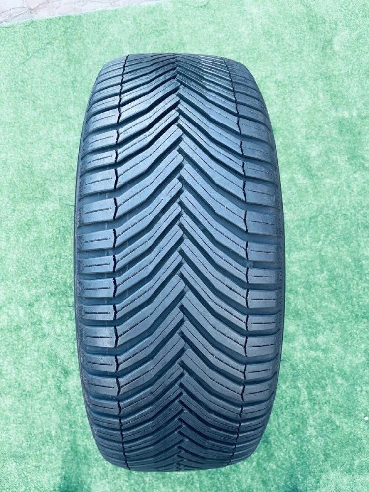 Одиночка 235/50 R19 Michelin Cross Climate 2020p