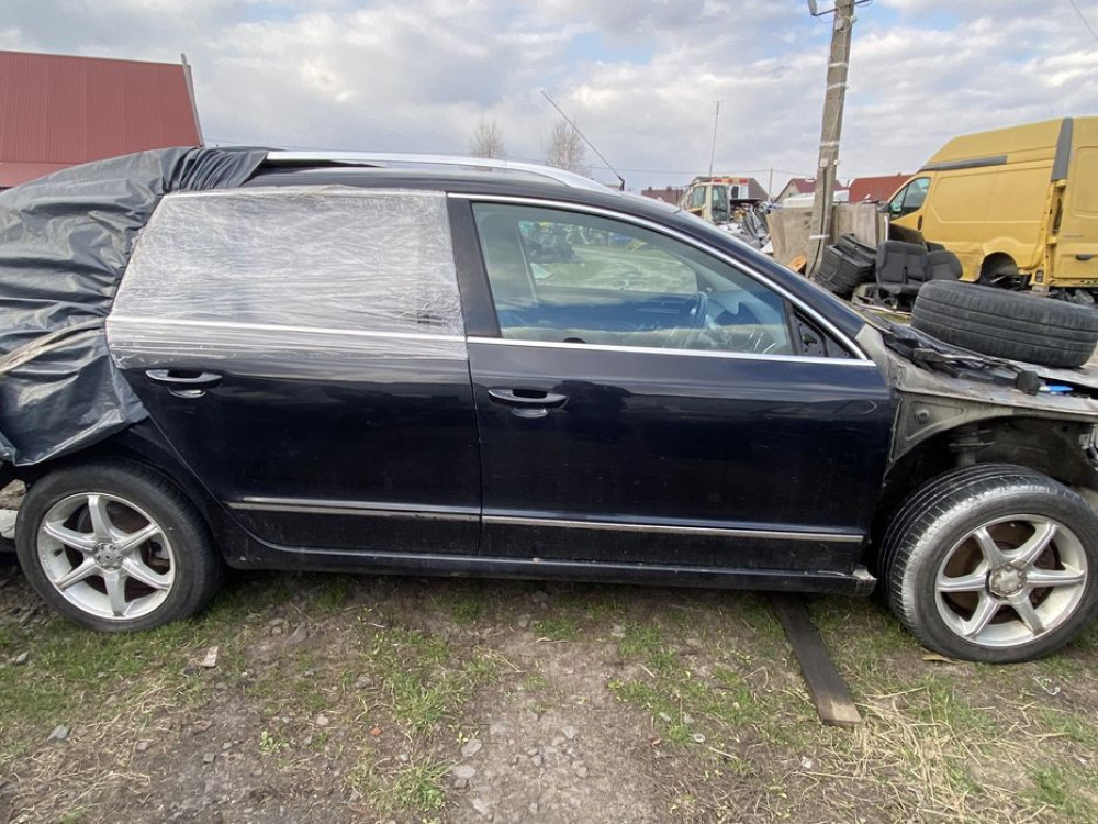 Двері Skoda Superb2 шкода суперб двері ляда