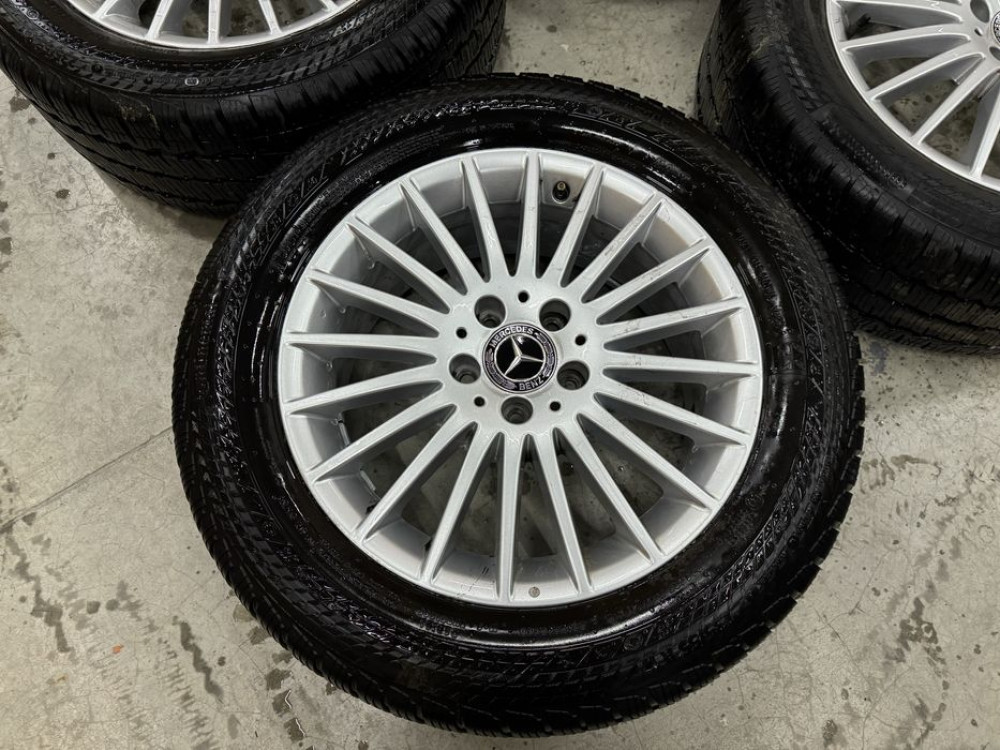 Колеса Диски Mercedes W447 R17 резина 235/55R17