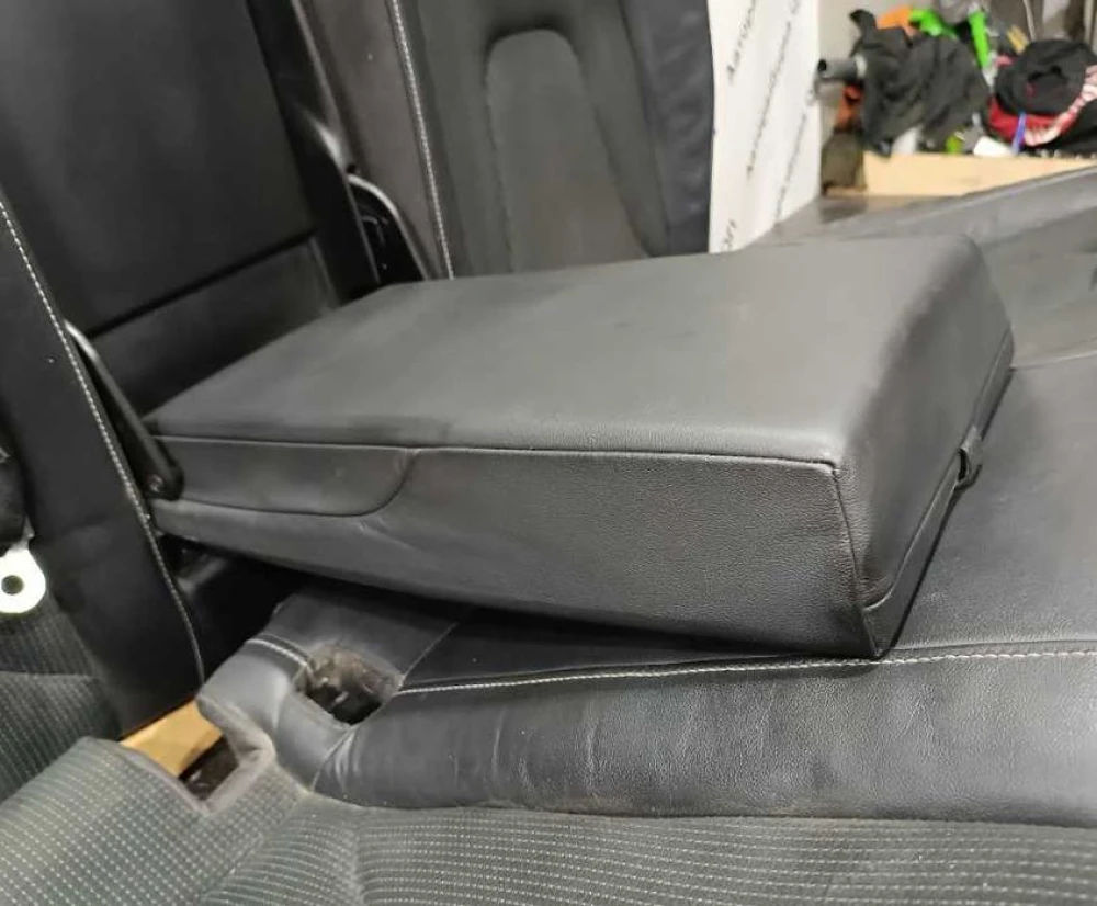Салон (сиденья) S-line кожа+ ткань Audi A4 (B8). Разборка Audi A4 (B8)