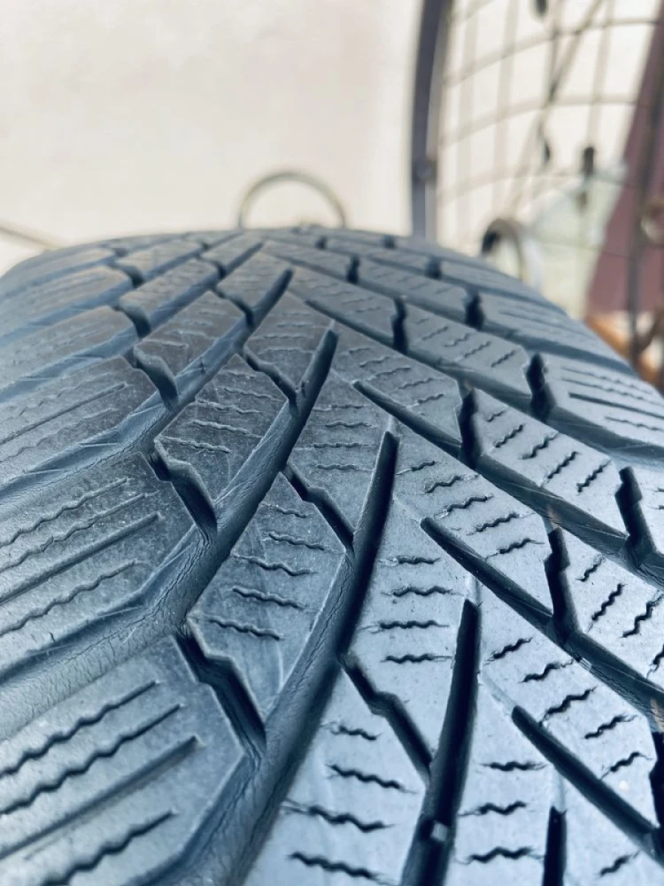 Шини 195/65 R15 Continental