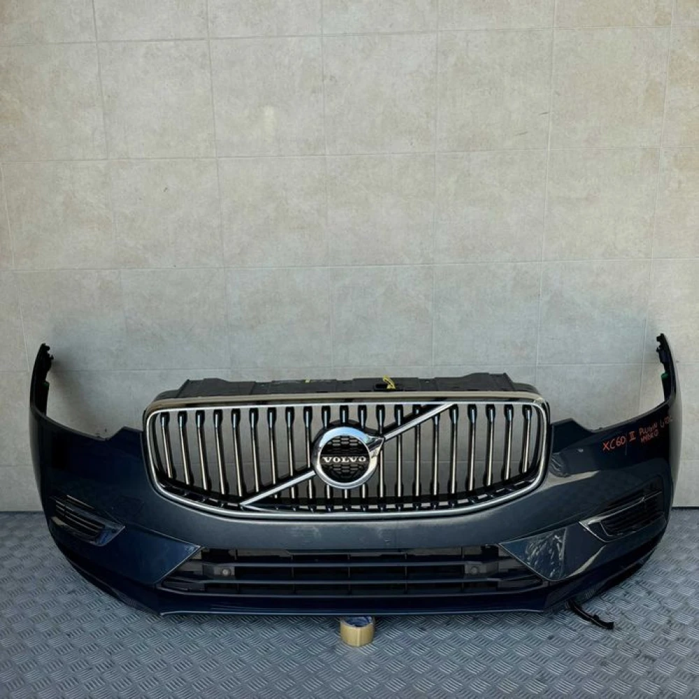 Бампер передний Volvo XC60 R-design