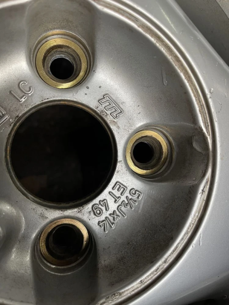 Диски 4/100 R14 з резиною 165/65