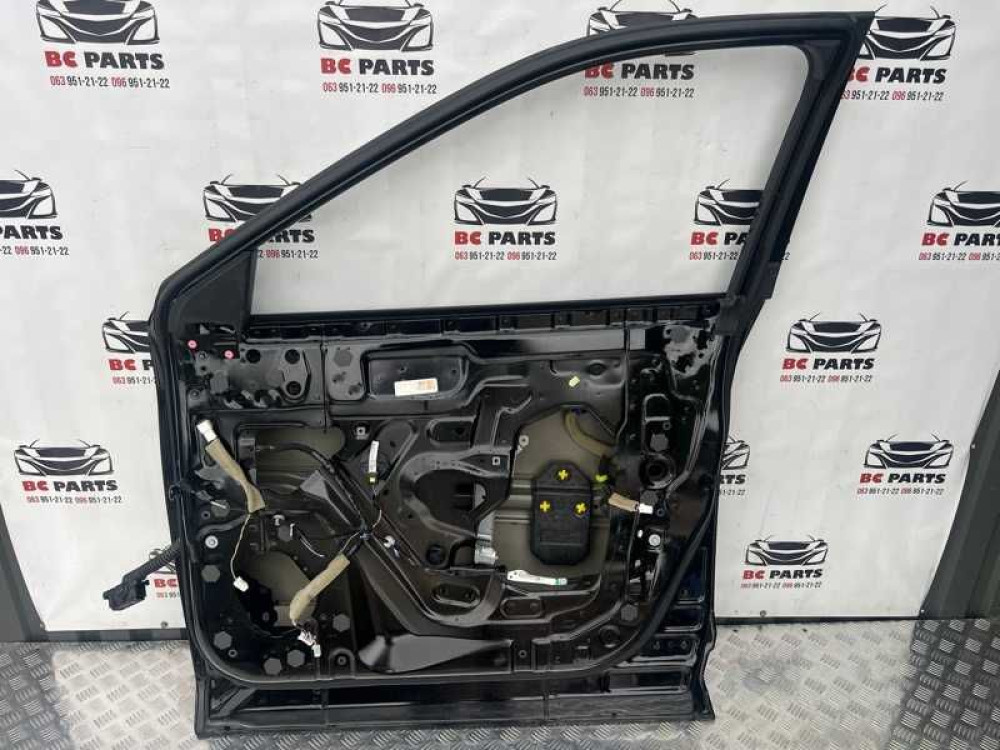 Дверь передняя правая Nissan Rogue T33 2020-2024 год Оригинал