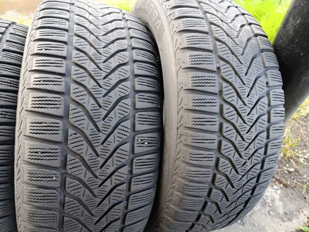 Зимові шини Lassa 205/55 R16 резина Р16