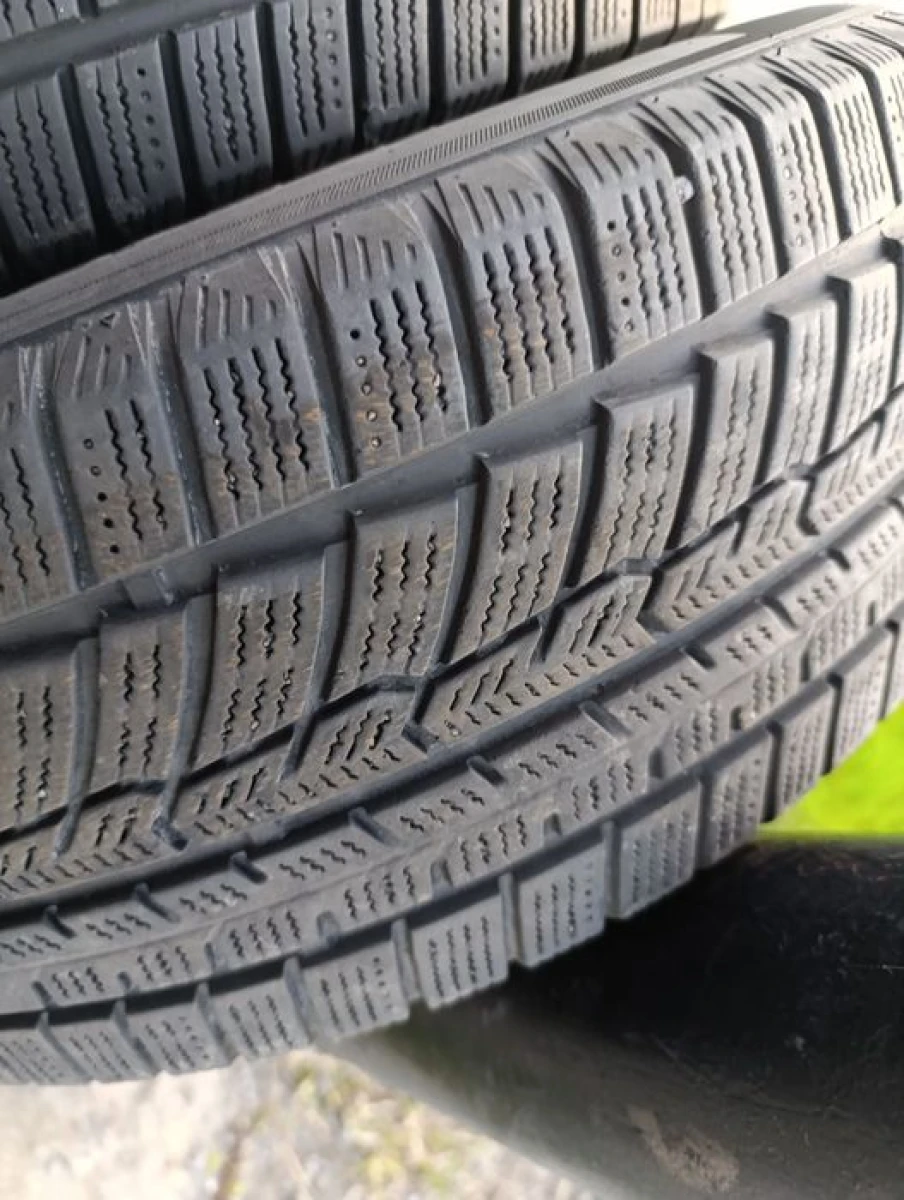 Зимові шини Austone 195/65 R15