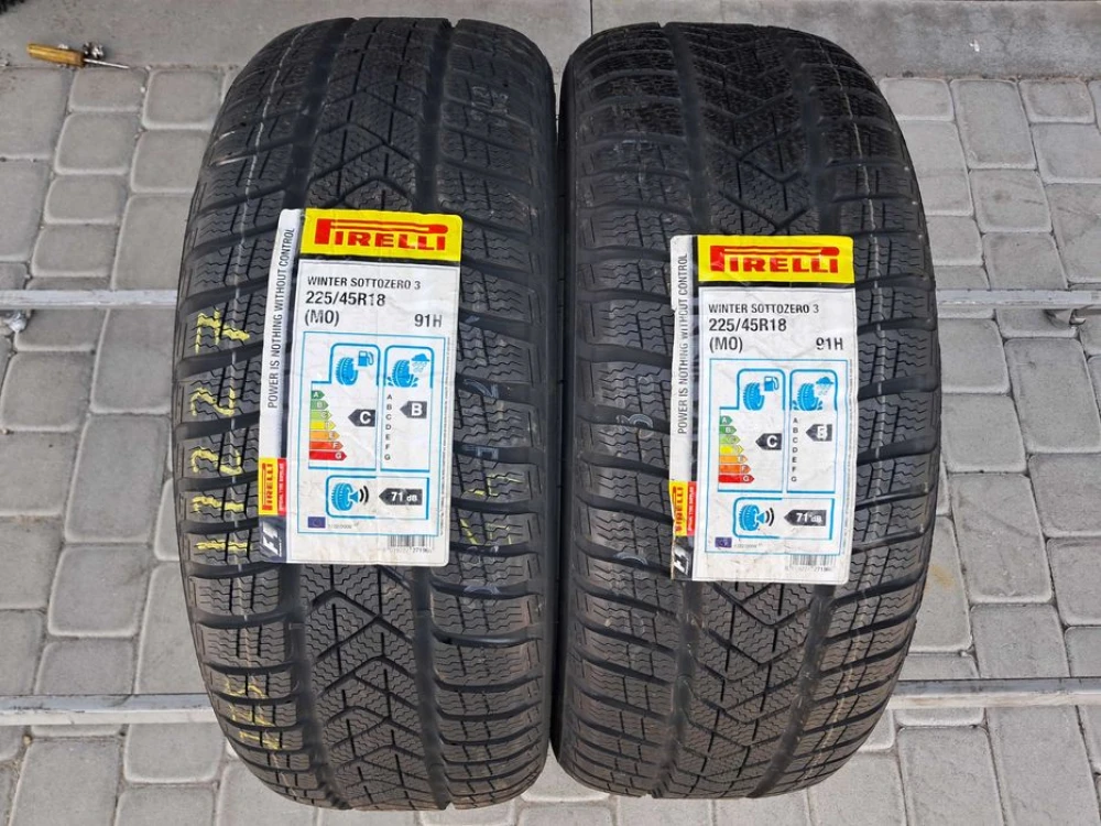 Резина зима НОВА Pirelli 225/45 R18 Sottozero 3 MO