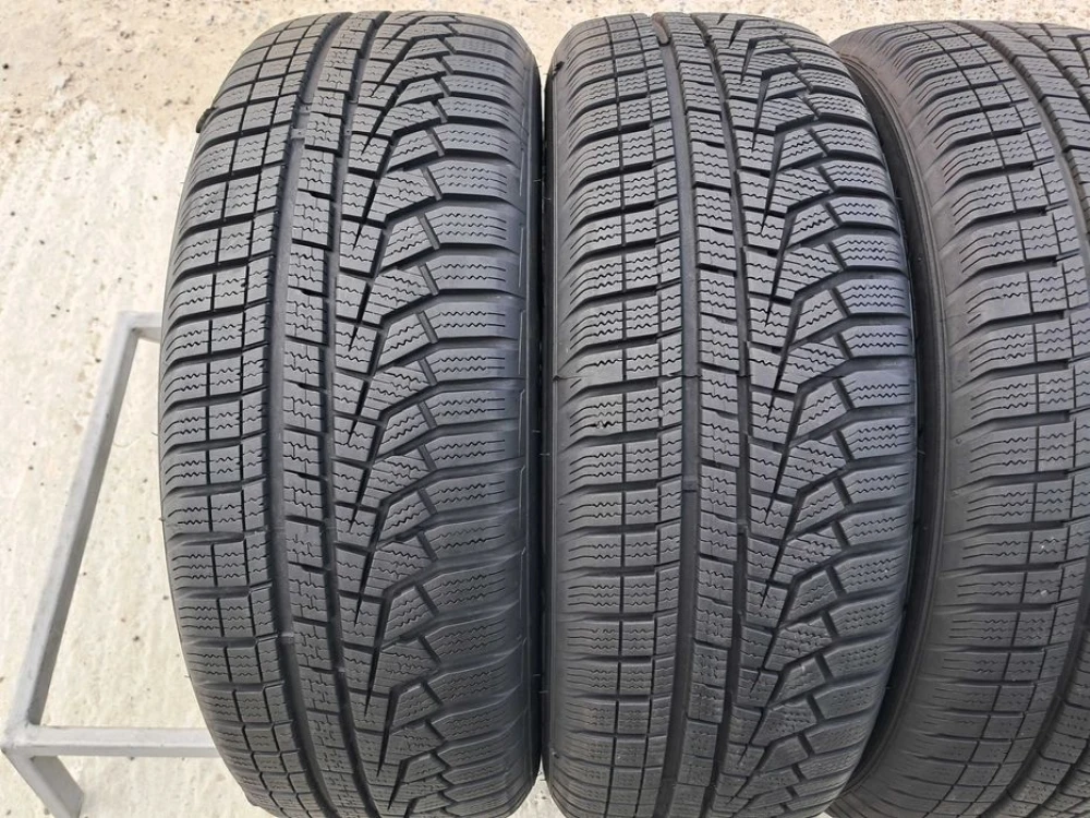 Резина зима 90% протектор Hankook 205/60 R16 I'Cept EVO2