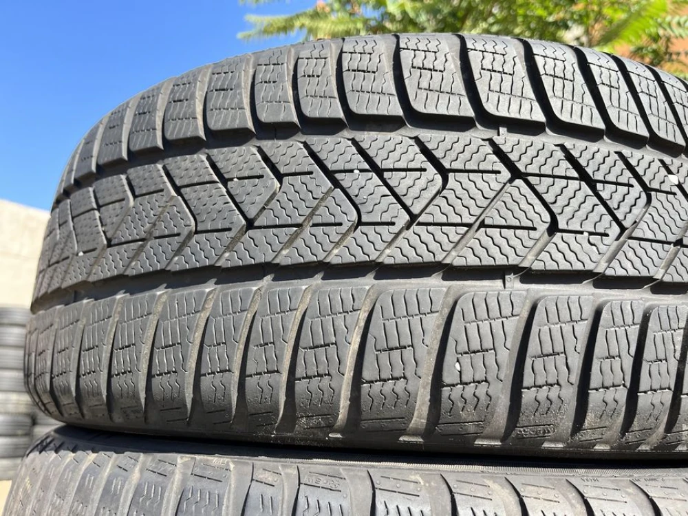 225/60 r17 Pirelli Sottozero 3 winter Резина зимняя