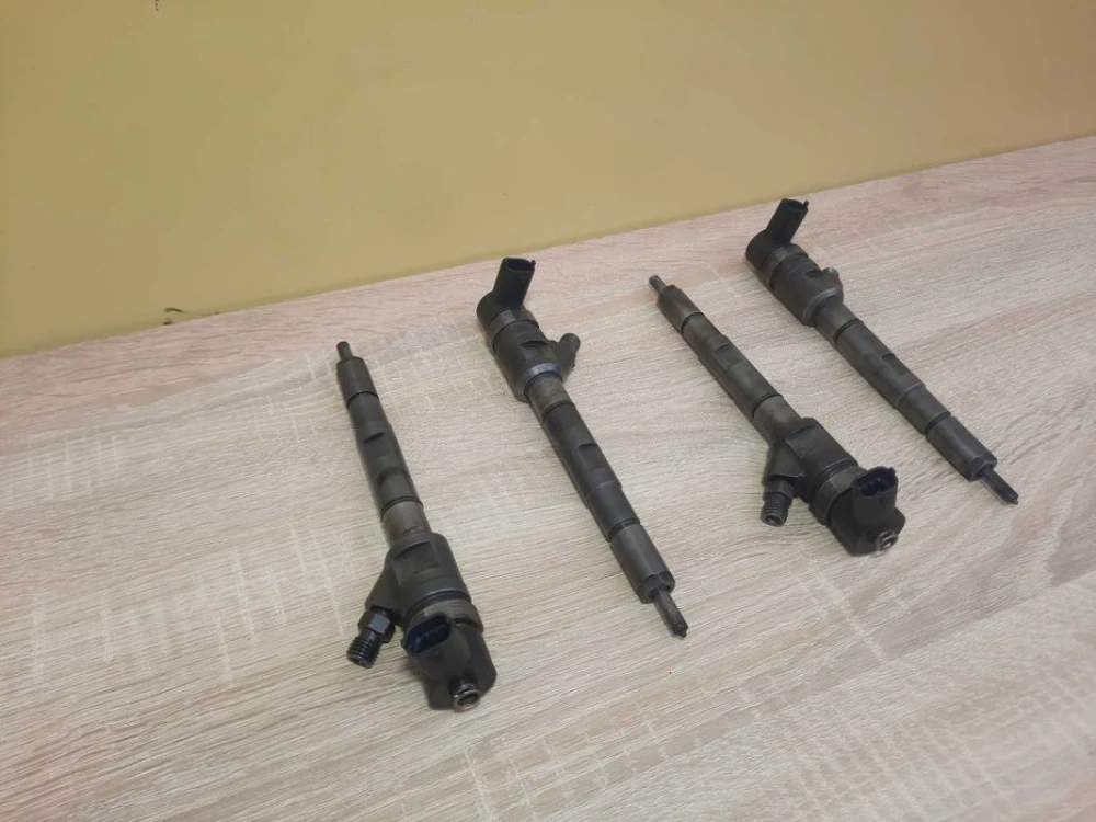 Форсунки 0445110275 Кіа Соренто 2.5 crdi Hyundai H-1 H-200 Форсунка
