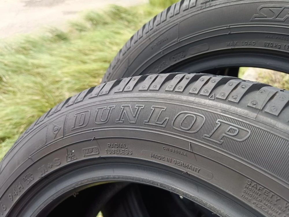 Зимові шини Dunlop 205/55 R16 резина Р16