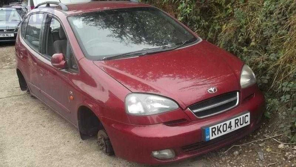 Капот +Решётка   Daewoo Nubira Leganza Tacuma