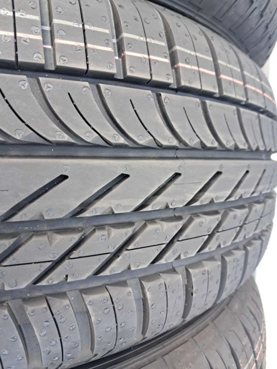 Резина НОВА Good Year 235/60 R18 Eagle F1 AT SUV 4x4 DOT23  GERMANY