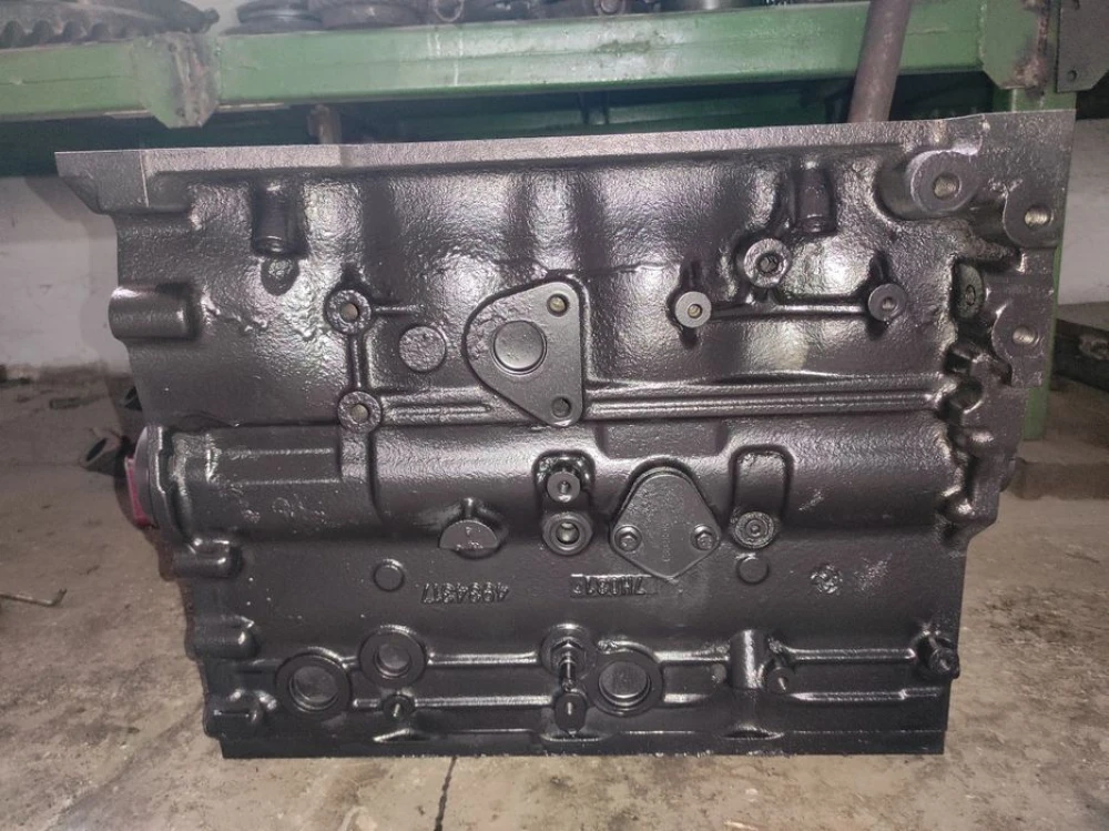 Блок двигуна КамАЗ 4308 євро Cummins Каммінс ISBe 185-30 / 4ISBe 4BT