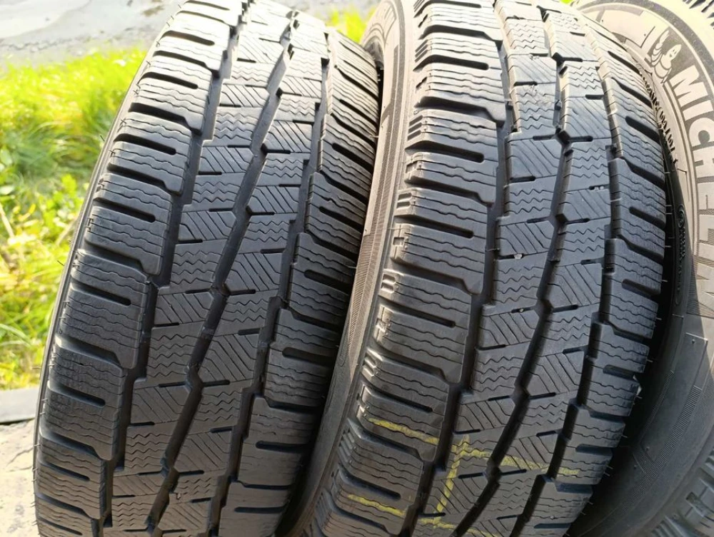 Зимові шини Michelin 215/60 R17C резина цешка Р17 С