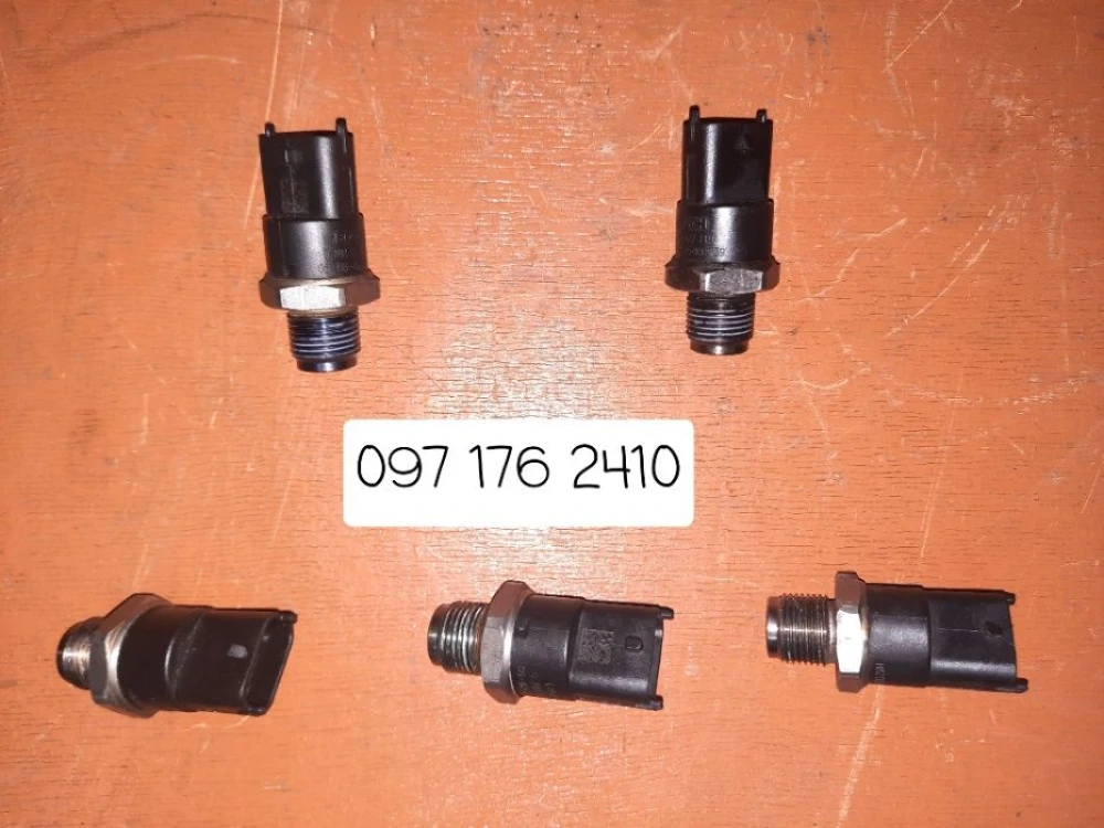 Датчик давления топлива 0281002719 Bosch Renault Espace Trafic Laguna