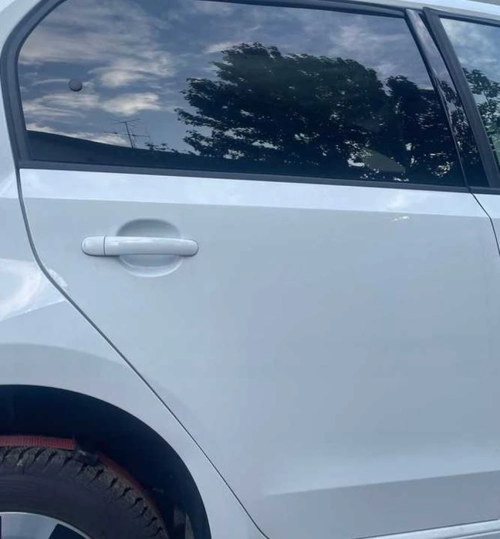 Двери передние задние правые левые Volkswagen UP