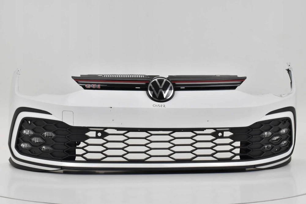 Бампер передний Volkswagen Golf 8 VIII R-line GTI