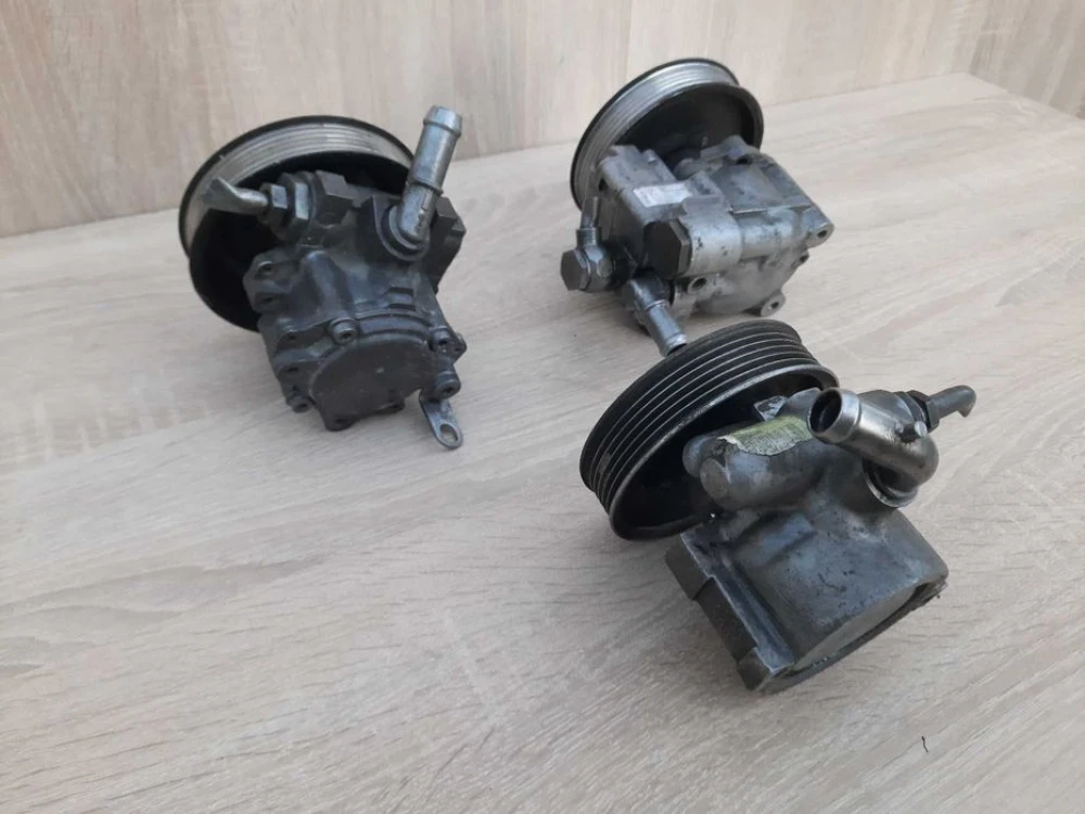 Насос гидроусилителя ГУР 678883803 BMW 2.0d N47 51894441