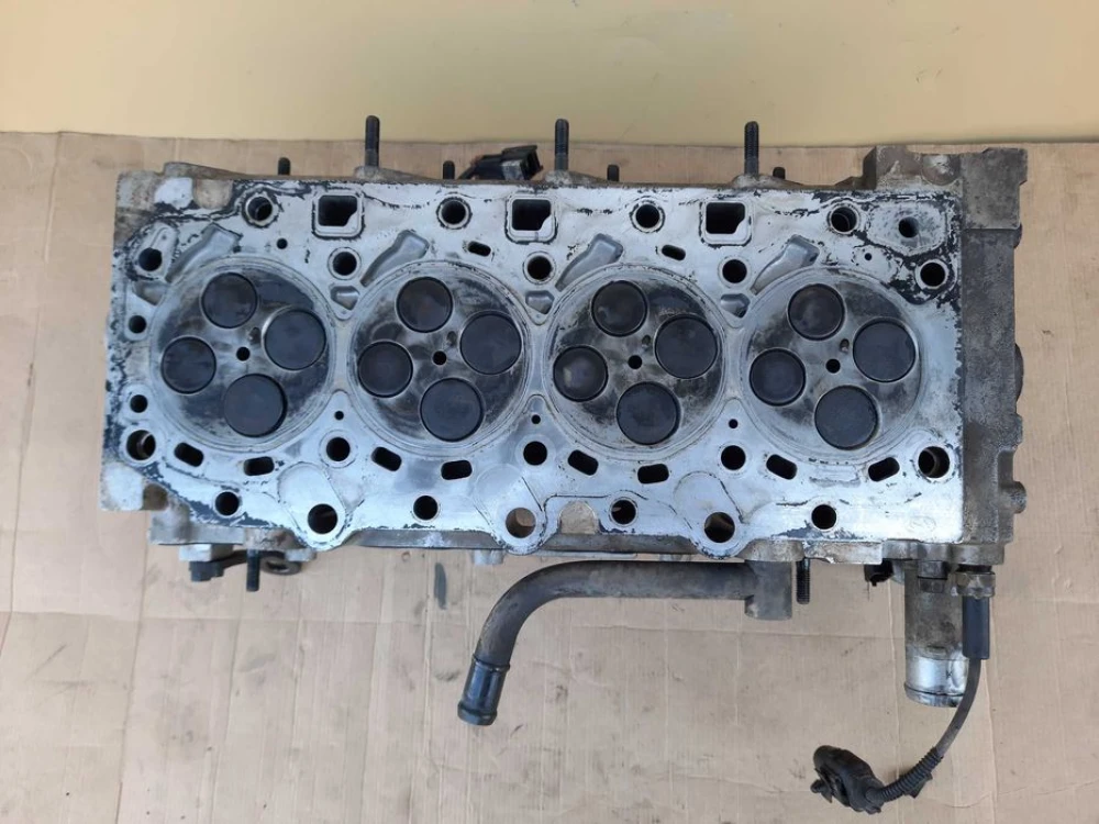 Головка Kia Sorento 2.5 H1, H200 ГБЦ