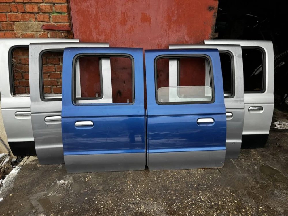 Двері задні Ford Ranger 99-06р Mazda bt2500