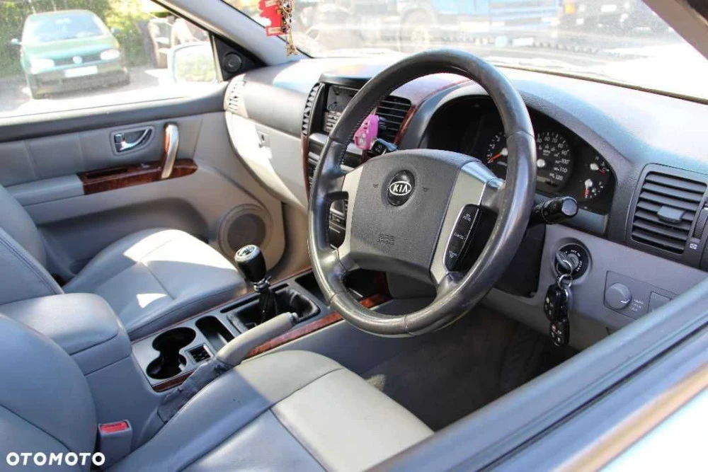 кузов,крила,бзпека Кпп та ін запчастинидля Кіа Соренто kia Sorento