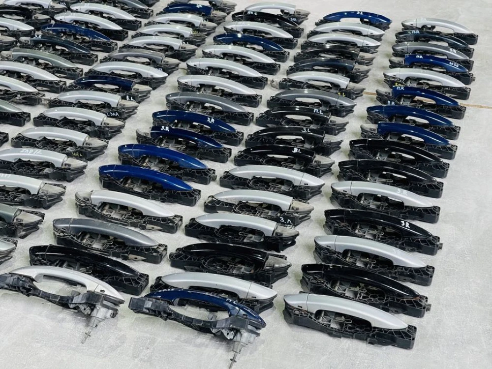 Ручка двери VW Passat B6 ручка Пассат Б6 кронштейн перед зад