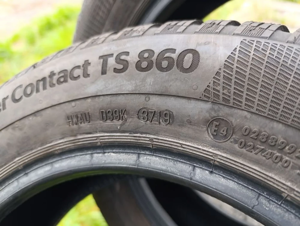 Практично нові зимові шини Continental 165/70 R14 резина Р14