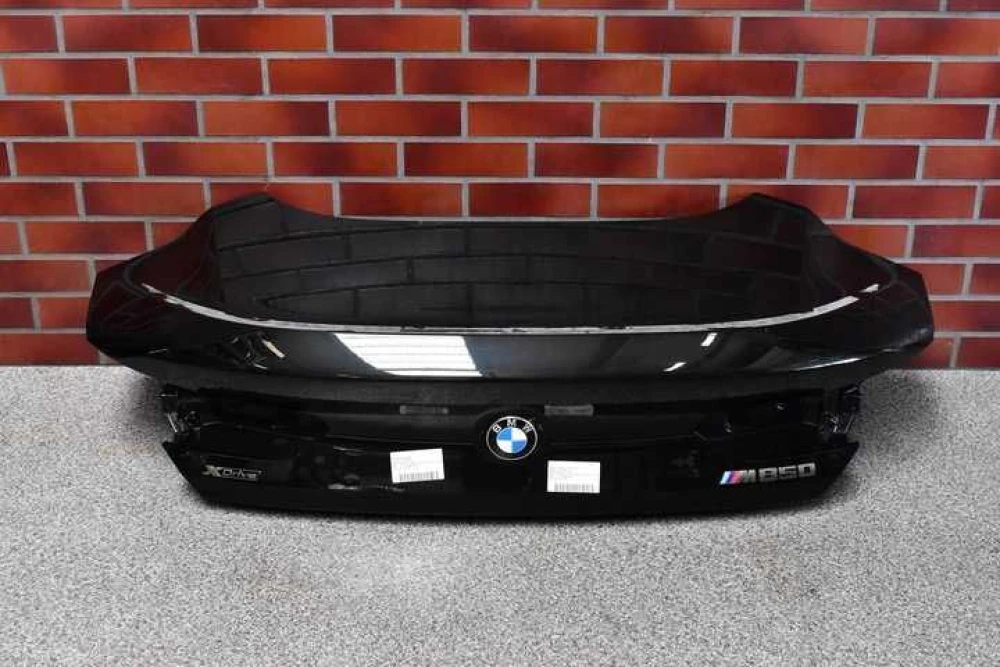 Крышка багажника BMW 8 G15