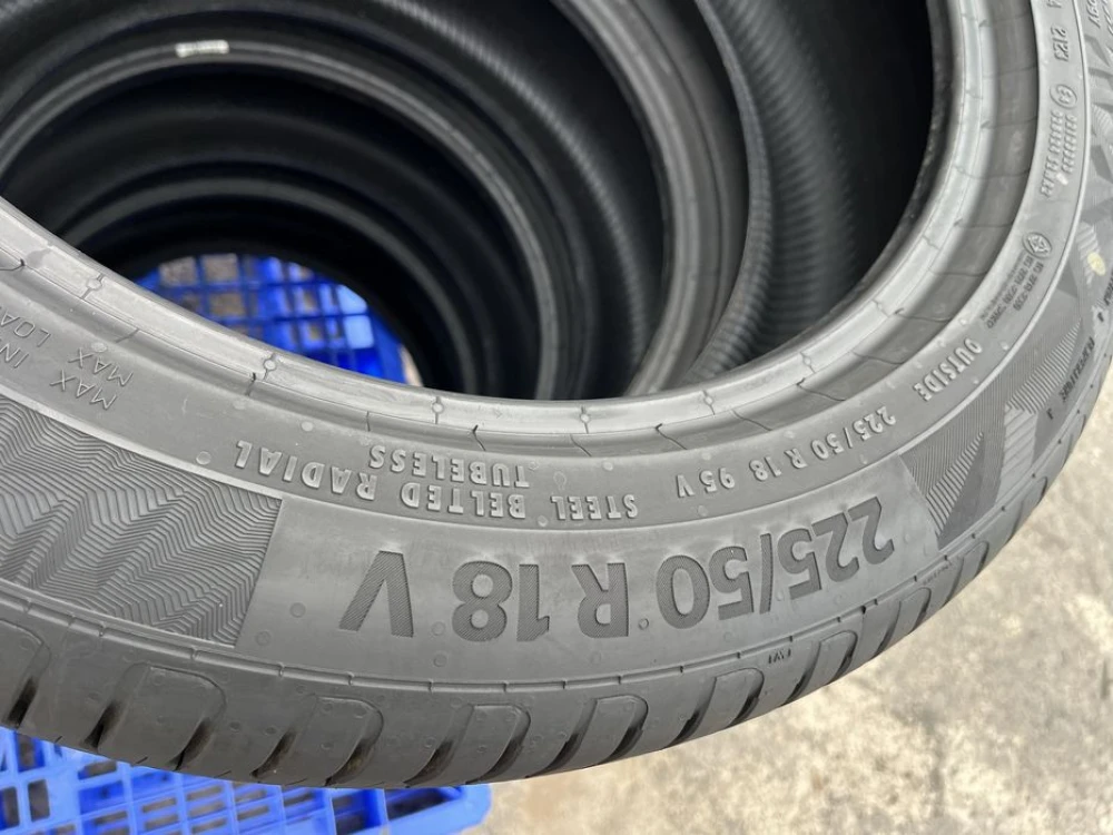 225/50 r18 Continental UltraContact 6 23 год НОВАЯ Резина летняя