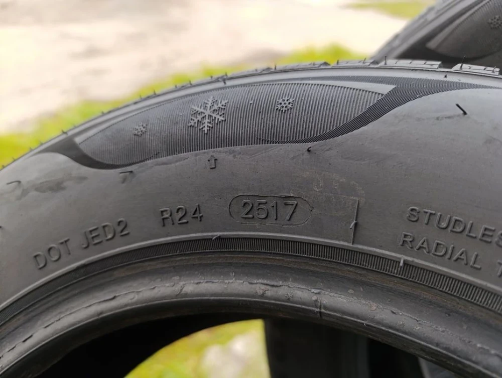 Зимові шини Minerva 165/70 R14